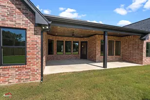 190 Brooks Dr, Gladewater, TX 75647 - Photo 28