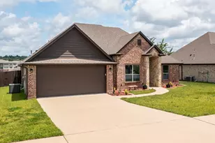 2009 Grassy Ridge Ln, Tyler, TX 75703 - Photo 2