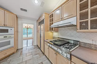 231 W Cumberland Rd, Tyler, TX 75703 - Photo 12