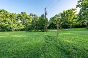 1858 S Dickinson Dr, Rusk, TX 75785 - Photo 12