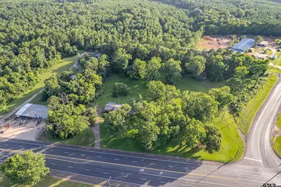 1858 S Dickinson Dr, Rusk, TX 75785 - Photo 2