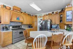 1513 N Whatley, White Oak, TX 75693 - Photo 4