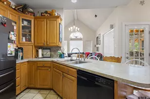 1513 N Whatley, White Oak, TX 75693 - Photo 14