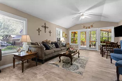 449 Lazy Lane Circle, Grapeland, TX 75844 - Photo 12