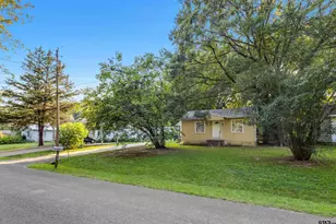 205 N Robinson, Big Sandy, TX 75755 - Photo 2