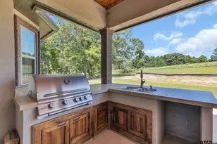 4777 Lake Park Dr, Tyler, TX 75704 - Photo 6