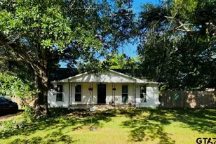 11323 FM773, Ben Wheeler, TX 75754 - Photo 2