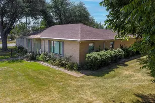 502 W Hubbard St, Lindale, TX 75771 - Photo 30