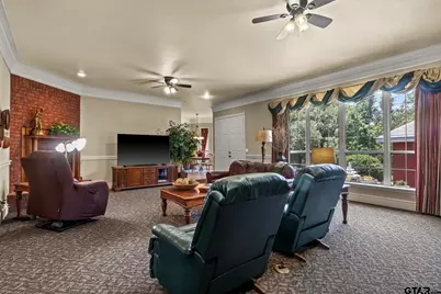 903 Deer Trail Ln, Mt Pleasant, TX 75455 - Photo 18
