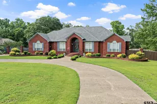 903 Deer Trail Ln, Mt Pleasant, TX 75455 - Photo 4