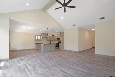 16318 Crossing Cir., Lindale, TX 75771 - Photo 2