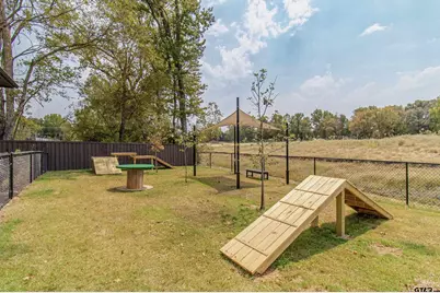 167 Blue Bird Ln #6107, Mineola, TX 75773 - Photo 2