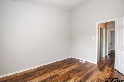 5809 Hollytree, Tyler, TX 75703 - Photo 24