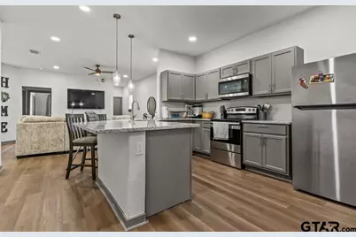 1919 W Jackson St, Tyler, TX 75701 - Photo 14