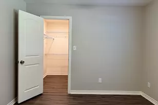 1007 McClenny Dr, Tyler, TX 75703 - Photo 6