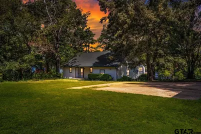 20009 Southside Cir, Winona, TX 75792 - Photo 2