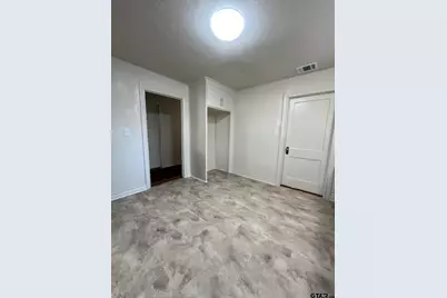 1411 N Englewood Avenue, Tyler, TX 75702 - Photo 8
