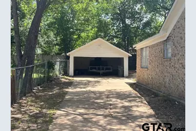 1411 N Englewood Avenue, Tyler, TX 75702 - Photo 16