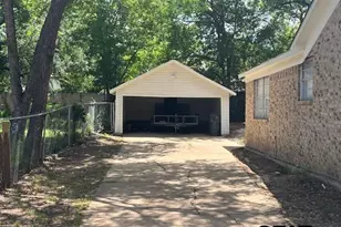 1411 N Englewood Ave, Tyler, TX 75702 - Photo 16