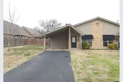 809 Broad St #226, Chandler, TX 75758 - Photo 1