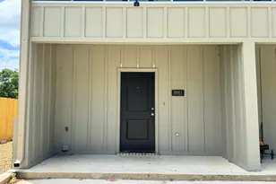 527 N College, Lindale, TX 75771 - Photo 4