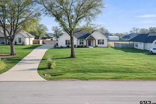 7855 Freestone Dr, Bullard, TX 75757 - Photo 2