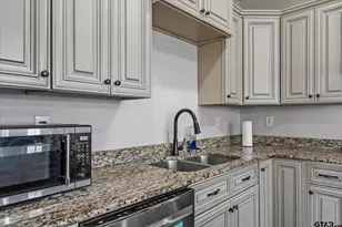 19964 Cr 452, Mineola, TX 75773 - Photo 8