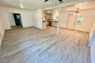 611 Hickory, Hughes Springs, TX 75656 - Photo 10