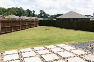 203 Parker Oaks Dr, Chandler, TX 75758 - Photo 46