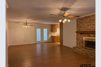 219 Powell, Tyler, TX 75703 - Photo 2