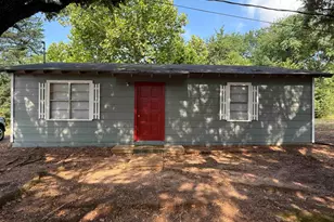 211 Garner Ln, Jacksonville, TX 75766 - Photo 1