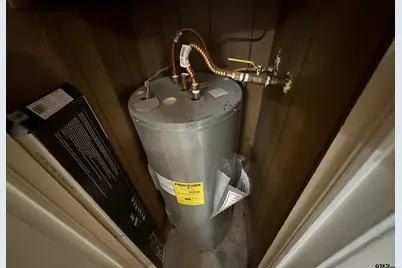 211 Garner Ln, Jacksonville, TX 75766 - Photo 8