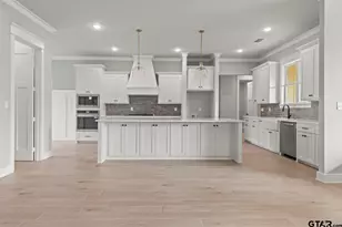 13996 Cedar Vis Ln, Tyler, TX 75704 - Photo 6