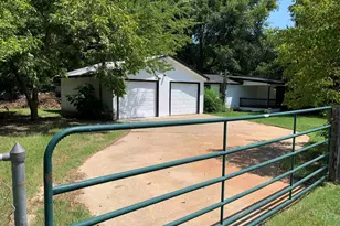 20703 Sundial Dr, Chandler, TX 75758 - Photo 2