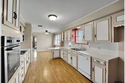 3204 Tulsa, Tyler, TX 75702 - Photo 10