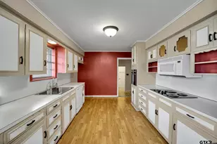 3204 Tulsa, Tyler, TX 75702 - Photo 10