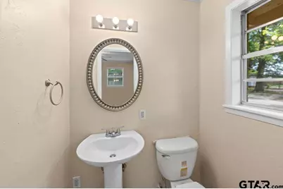 506 N Pacific, Mineola, TX 75773 - Photo 38