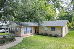 506 N Pacific, Mineola, TX 75773 - Photo 1