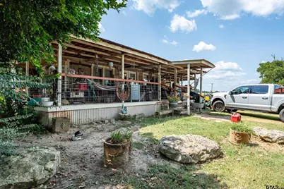 9303 W Cr 468, Henderson, TX 75654 - Photo 20
