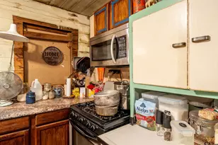9303 W Cr 468, Henderson, TX 75654 - Photo 6