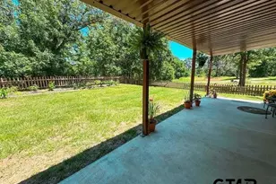 2722 An County Road 359, Palestine, TX 75803 - Photo 2