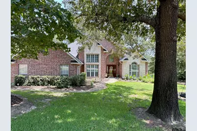 1052 Greenbriar Trl, Holly Lake Ranch, TX 75765 - Photo 1