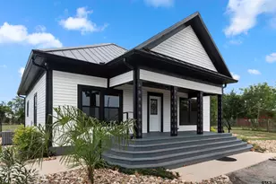 809 S Houston, Bullard, TX 75757 - Photo 1