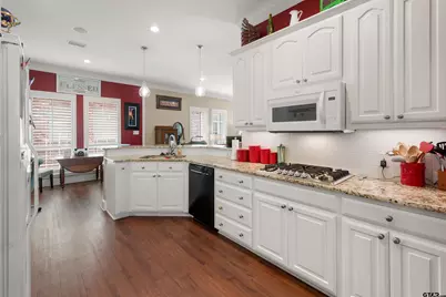 2315 Homestead, Tyler, TX 75701 - Photo 10