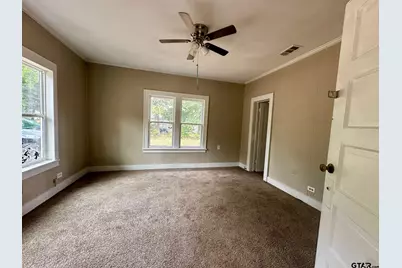 1102 Myrtle, Kilgore, TX 75662 - Photo 8