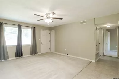 248 Ellis, Rusk, TX 75785 - Photo 4