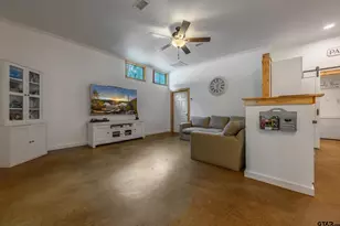 240 Private Rd 5515, Palestine, TX 75801 - Photo 8