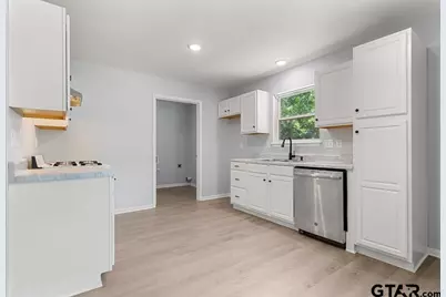 1816 Alice St, Tyler, TX 75702 - Photo 8