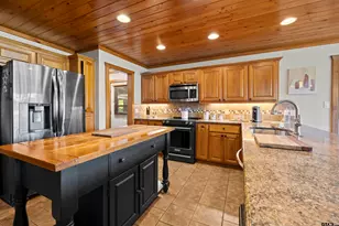 357 Swanner Land Dr, Scroggins, TX 75480 - Photo 12