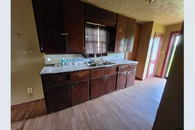 820 N Prairieville Street, Athens, TX 75751 - Photo 8